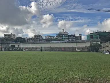 Suasana latihan Timnas Indonesia U-19 di Stadion Padonmar, Yangon, Myanmar (09/09/2017). Selama Piala AFF U-18 2017 stadion tersebut menjadi tempat berlatih Garuda Nusantara. (Bola.com/Aning Jati)