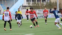 Madura United saat menang 2-1 dari jawara Kamboja, Svay Rieng FC pada laga pamungkas grup E yang berlangsung di Stadion MFF, Mongolia (2/11/2024). (Foto Madura United)