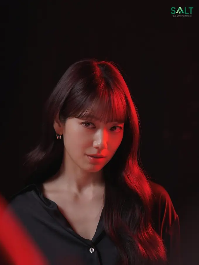 10 Ide OOTD Ala Park Shin Hye di Drama The Judge From Hell, Hakim yang Stylish Abis