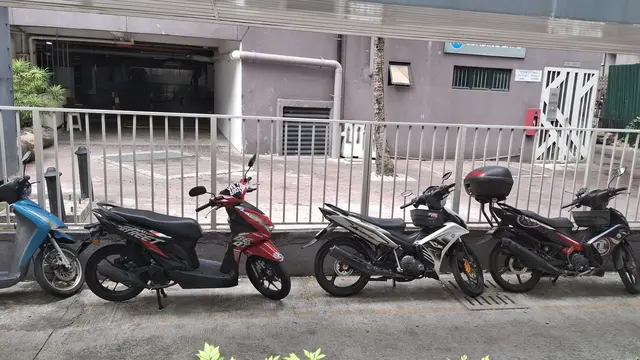 Area parkir sepeda motor di Kuala Lumpur