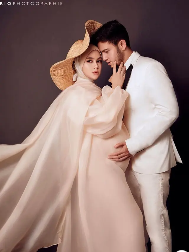 Maternity Shoot Biby Alraen Istri Rifky Balweel Sebelum Melahirkan, Memesona