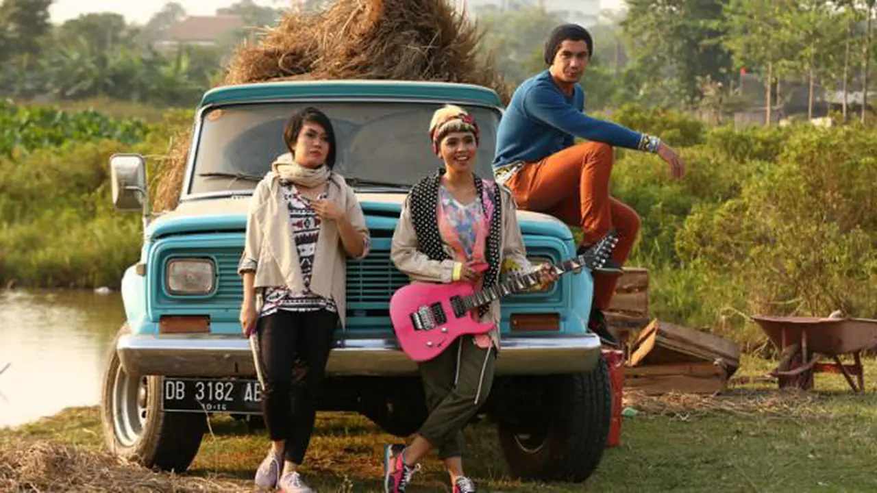 Summer Lily <i>Curhat</i> Soal Suara Reza Rahardian
