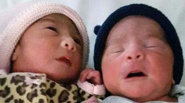 Unik Banget Bayi Kembar Lahir Bersamaan Di Tahun Yang