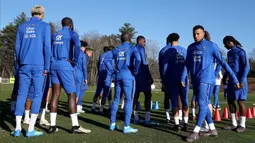 Kedua timnas akan melakoni pertandingan persahabatan internasional yang akan berlangsung pada Jumat 27 Maret 2026 pukul 02.30 WIB dini hari. Tampak dalam foto, striker dan kapten timnas Prancis, Kylian Mbappe, saat mengikuti sesi latihan di pusat pelatihan New England Revolution di Foxborough, Massachusetts, pada 25 Maret 202. (Franck FIFE/AFP)