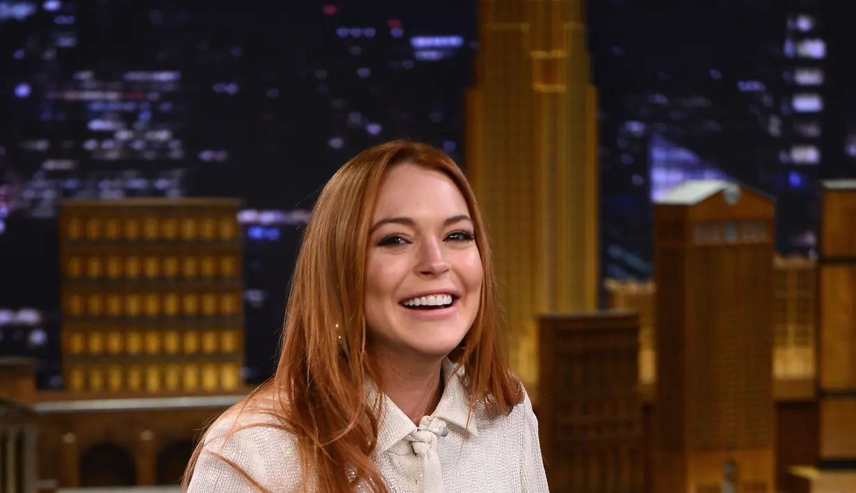  Egor memang sering menggandeng wanita lain ketika menjalani hubungan dengan Lindsay. Lindsay juga mengungkapkan rasa kecewa nya karena Egor kerap selingkuh dan berkhianat. (AFP/Bintang.com)