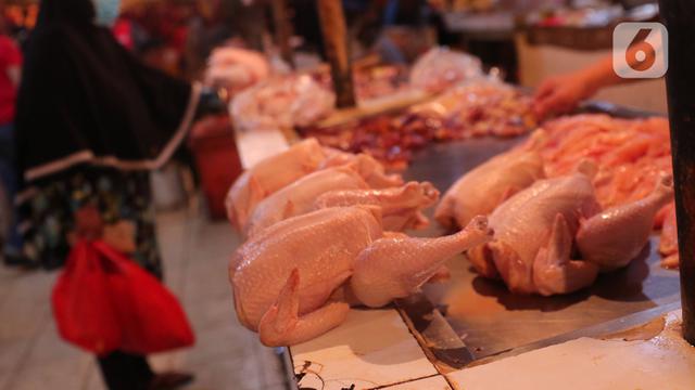 FOTO: Jelang Lebaran, Harga Daging Sapi dan Ayam Alami Kenaikan