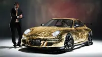 Pria Ini Ubah Sepeda Jadi Porsche Berjubah Emas
