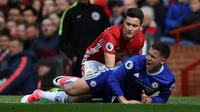 Ander Herrera dan Eden Hazard (AFP/Oli Scarff)