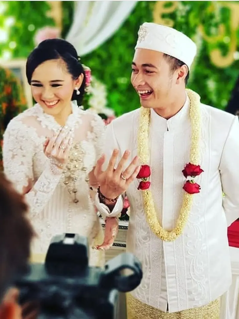 [Bintang]  Eza Gionino dan Meiza Aulia