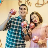6 Momen Rosiana Dewi dan Handika Pratama Ungkap Jenis Kelamin Anak Pertama (Sumber: Instagram/rsn.dw)