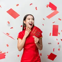 ilustrasi angpao merah/Atstock Productions/Shutterstock