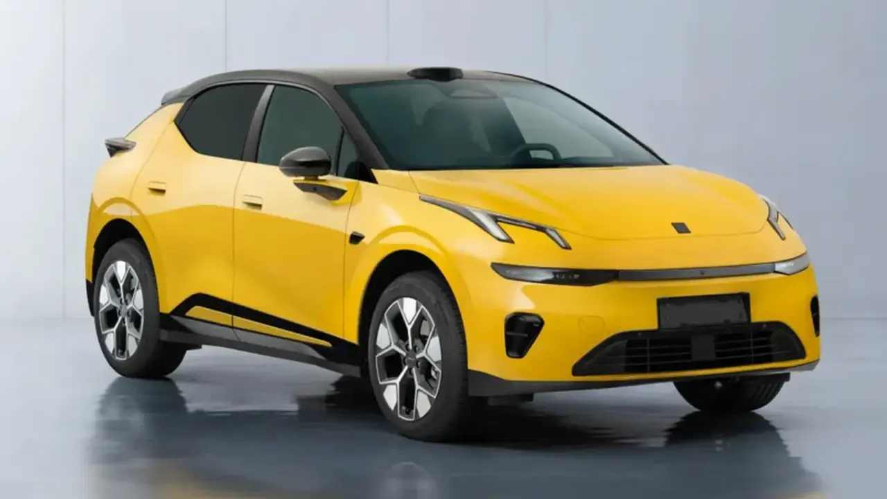 Lynk & Co 02 yang siap menggunakan sistem terbaru di dunia.