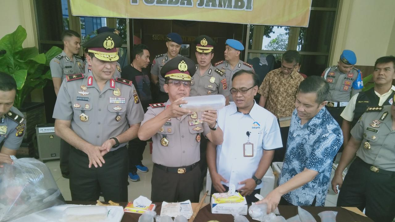 Penyelundupan Benih Lobster