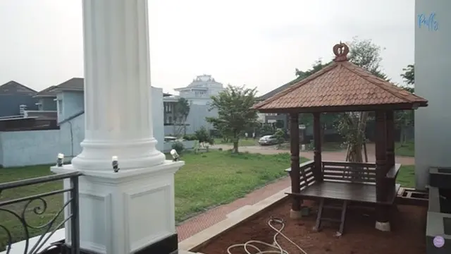 5 Fakta Rumah Baru Prilly Latuconsina, Ada Lemari 100 Pintu dan Lampu Kristal di Kamar Mandi