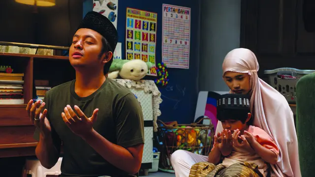 Dua Hati Biru