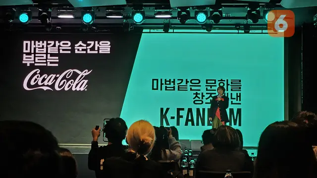JKOU Coca-Cola Category Lead, Kwon Jeong Hyeon, Peluncuran Coca-Cola K-Wave Zero Sugar di Fairmont Ambassador Seoul Hotel di Yeoui-daero, Yeongdeungpo-gu, Seoul pada Selasa, 21 Februari 2024. (Aditya Eka Prawira/Liputan6.com/Seoul)