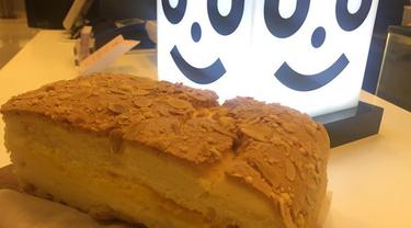 Pillow Cake Yang Terkenal Di Korea Dan Jepang Kini Hadir Di