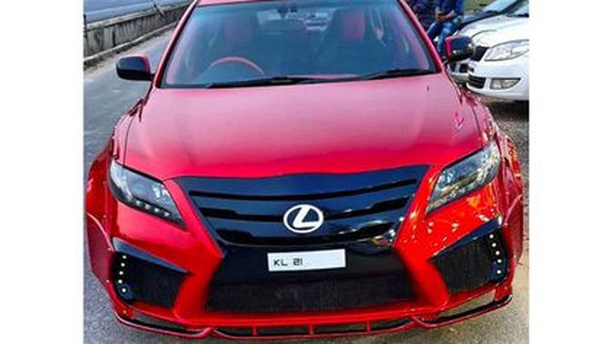 Lexus Camry (Cartoq.com)