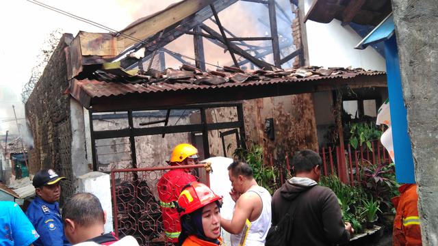 Hilang dalam Kebakaran, Bocah 6 Tahun Ditemukan Tak Bernyawa di Kamar Mandi