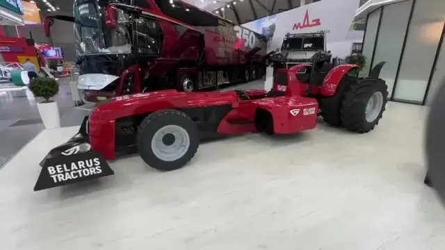 Mobil F1 dari Onderdil Traktor