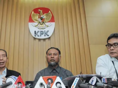 KPK mengumumkan status Menteri ESDM, Jero Wacik dalam jumpa pers pada hari ini, Jakarta, Rabu (3/9/14). (Liputan6.com/Herman Zakharia)