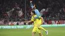 Bayern beberapa kali menciptakan peluang emas untuk membuka keunggulan. Namun, penampilan apik Geronimo Rulli di bawah mistar membuat gawang Villarreal masih aman. (AP/Matthias Schrader)