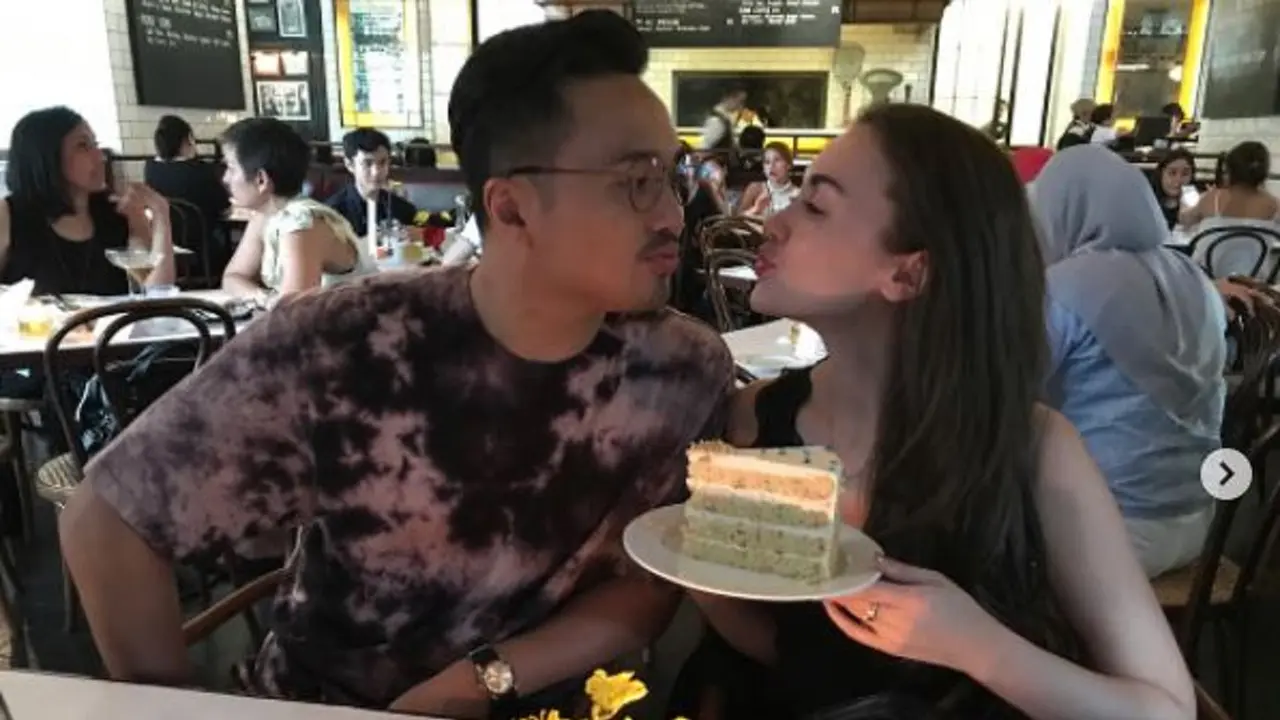 [Bintang] Rianti Cartwright dan Cassanova Alfonso