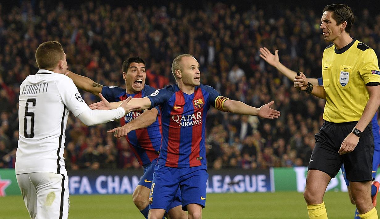 Kartu kuning dan kartu merah dalam sebuah pertandingan sepak bola dapat saja diterima oleh pemain manapun, apapun posisinya. Lima pemain berikut, yang kemudian menjadi legenda, nyatanya tidak pernah sekalipun mendapatkan kartu merah sepanjang kariernya. Siapa saja? (AFP/Lluis Gene)