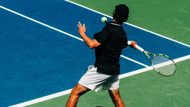 Tennis