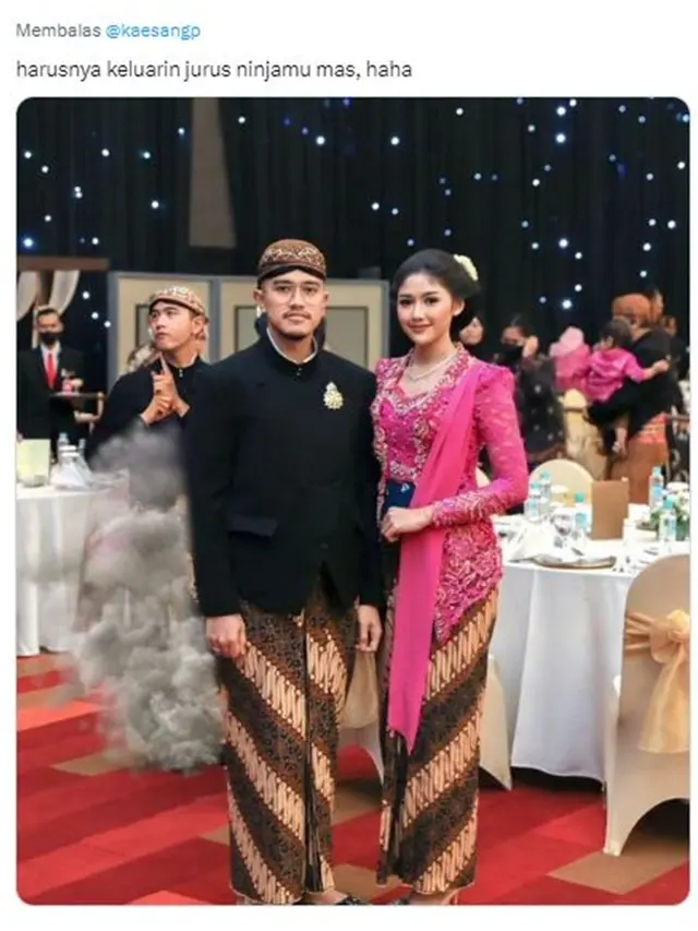 6 Editan Kocak Netizen saat Gibran Ganggu Sesi Foto Kaesang dan Erina Gudono