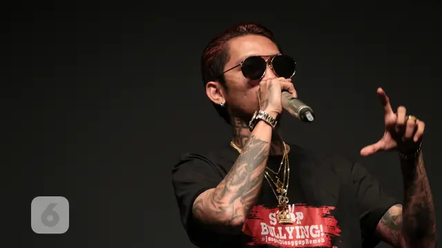 [Bintang] Young Lex