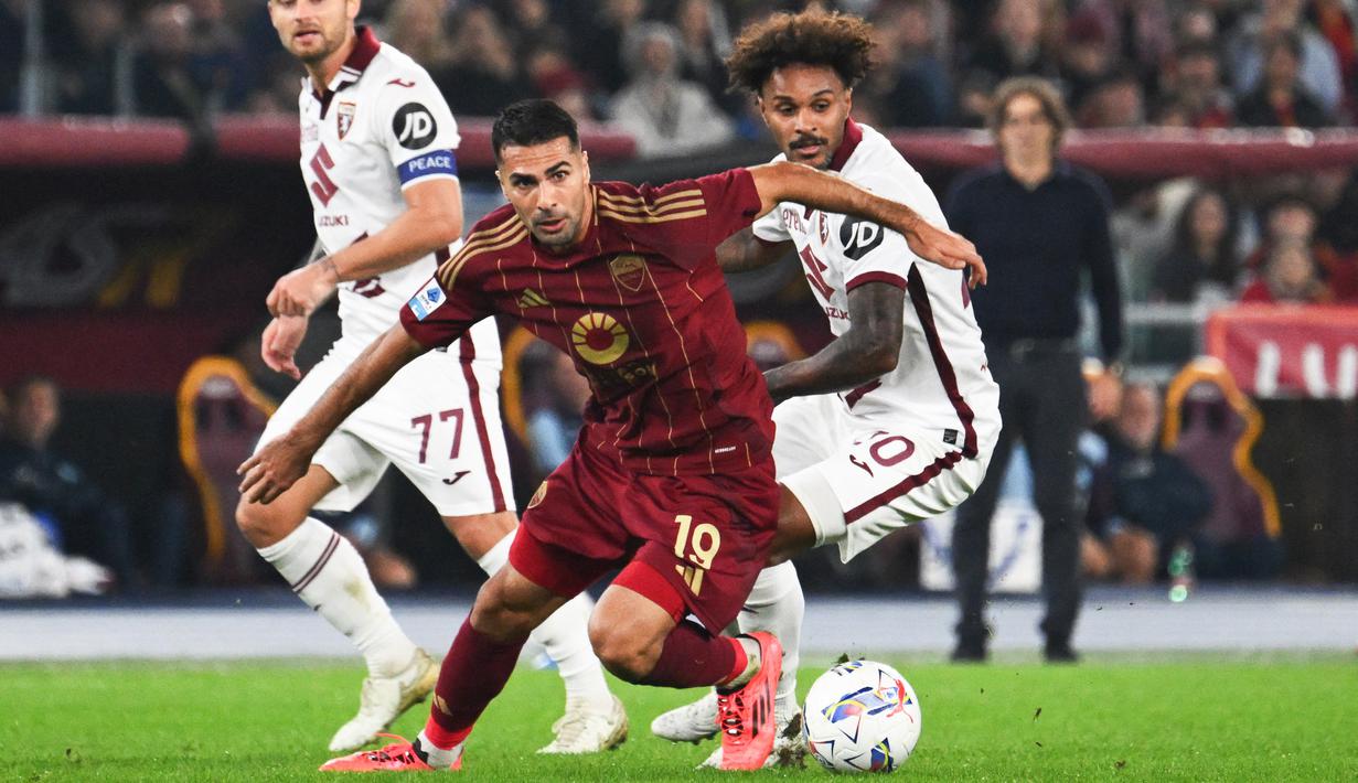 AS Roma berhasil meraih poin penuh saat menjamu Torino dalam lanjutan laga Serie A Liga Italia 2024-2025 pada pekan ke-10 Liga Italia di Stadion Olimpico, Roma, pada Kamis (31/10/2024). (AFP/Alberto Pizzoli)