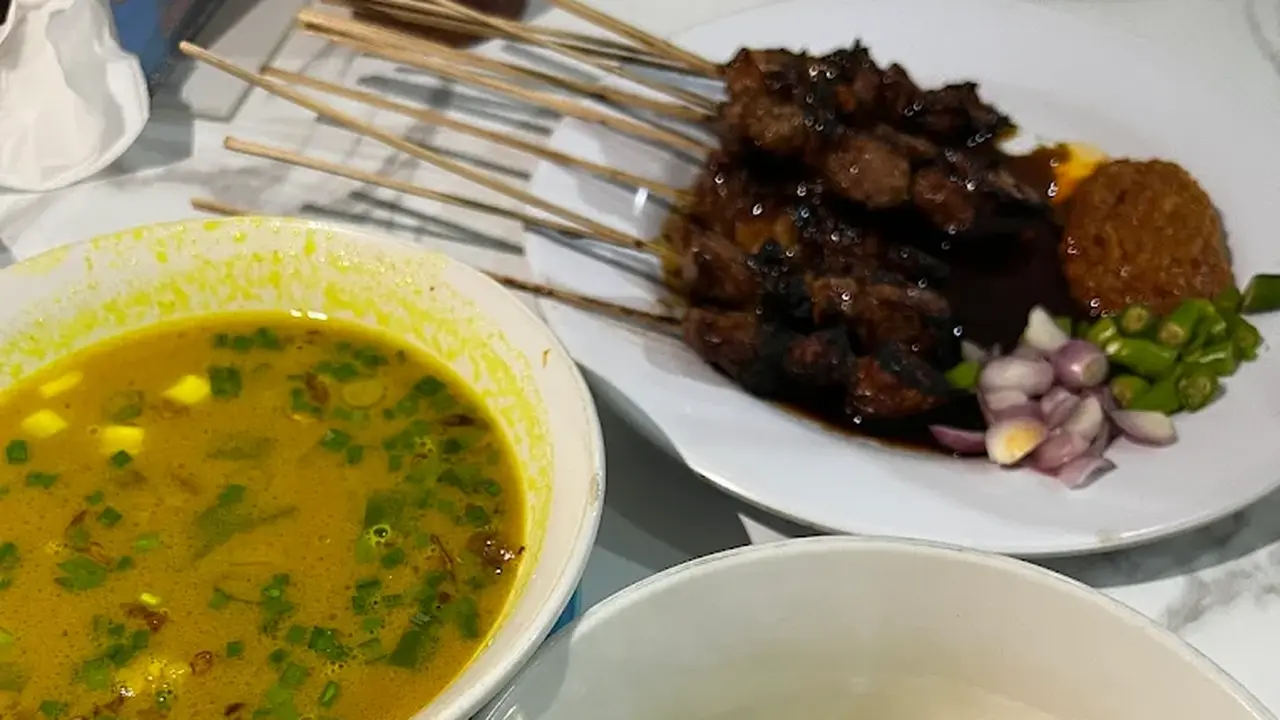 Empal Gentong Khas Cirebon