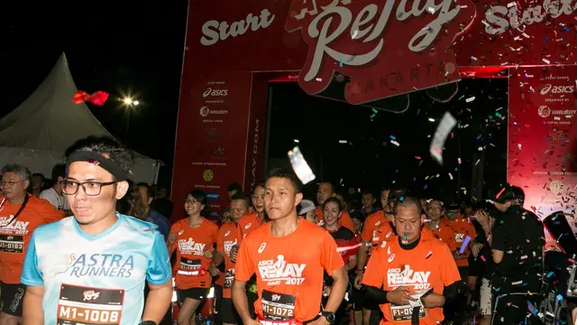 Ajang lomba lari marathon beregu Asics Relay 2017