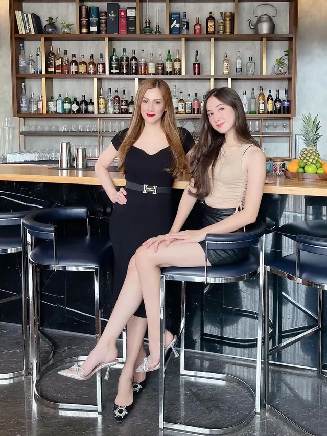 Laura Moane dan ibunya, CItra Kristinna (Instagram/citra.kristinna80)