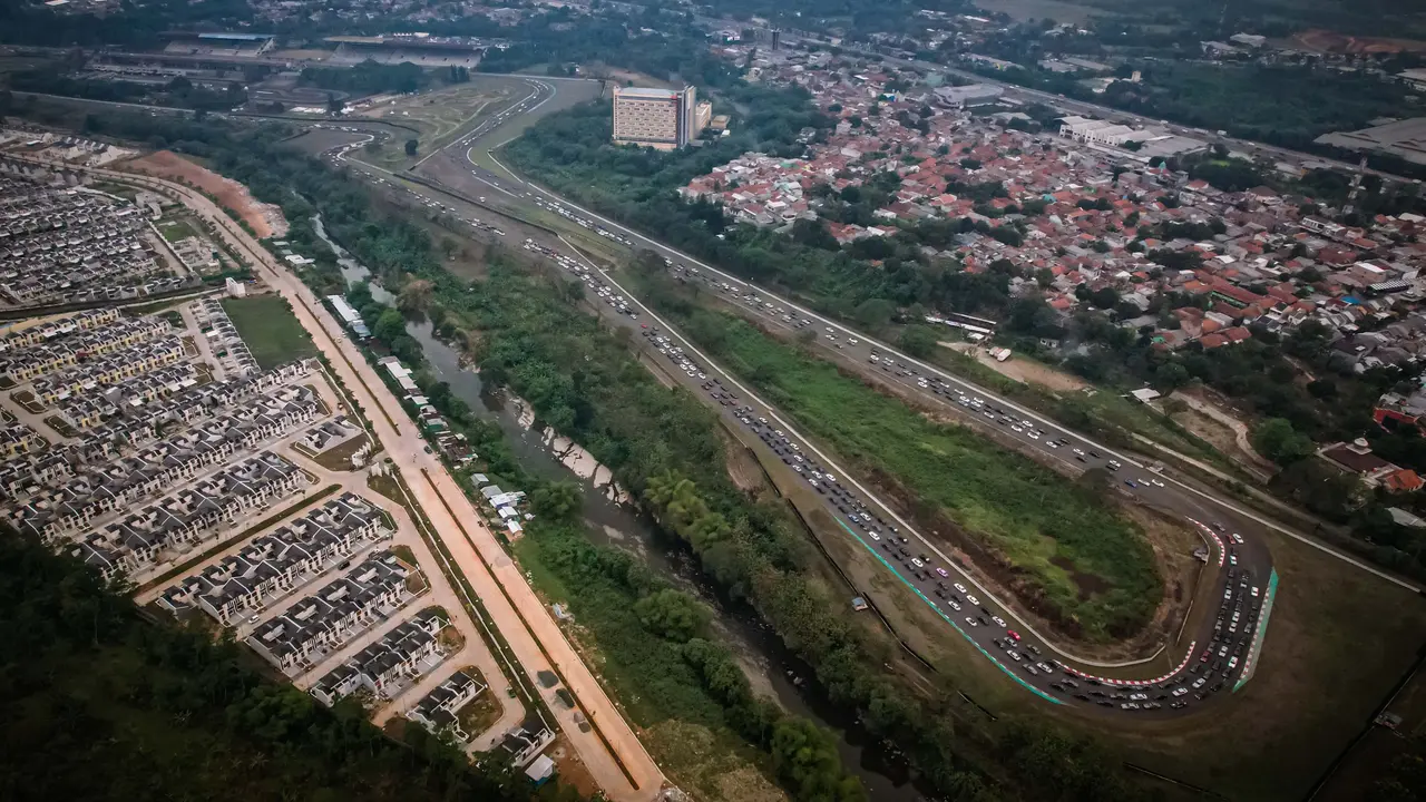 Cetak Rekor Muri, 1.056 Mercedes Benz Konvoi di Ajang Indonesia Auto Speed Festival 2023