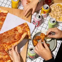 Ilustrasi makan makanan yang digoreng/copyright unsplash.com/No Revisions