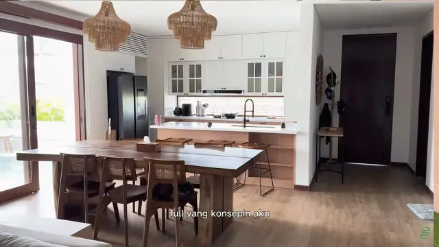 Model Dapur Artis