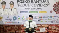 Wali Kota Bandung, Oded M. Danial meresmikan Posko Bantuan Peduli Covid-19 Kota Bandung di Pendopo Kota Bandung, Jln. Dalem Kaum, Senin (30/3/2020) lalu. (sumber foto : Humas Pemkot Bandung)