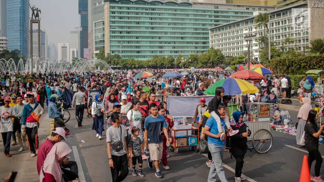 Semrawut, PKL Ganggu Aktivitas Pengunjung CFD