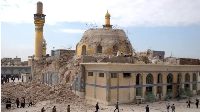 Masjid Al Askari yang berkubah emas.