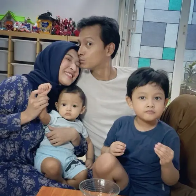 [Fimela] Fedi Nuril dan Calysta Vanny Widyasasti