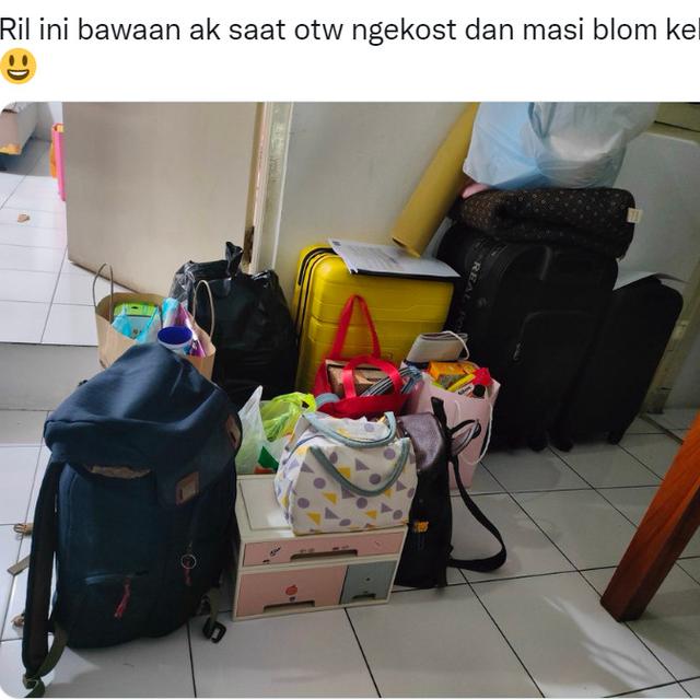 6 Potret Penampakan Barang Cewek Ketika Ngekos Ini Bak Pindah Rumah