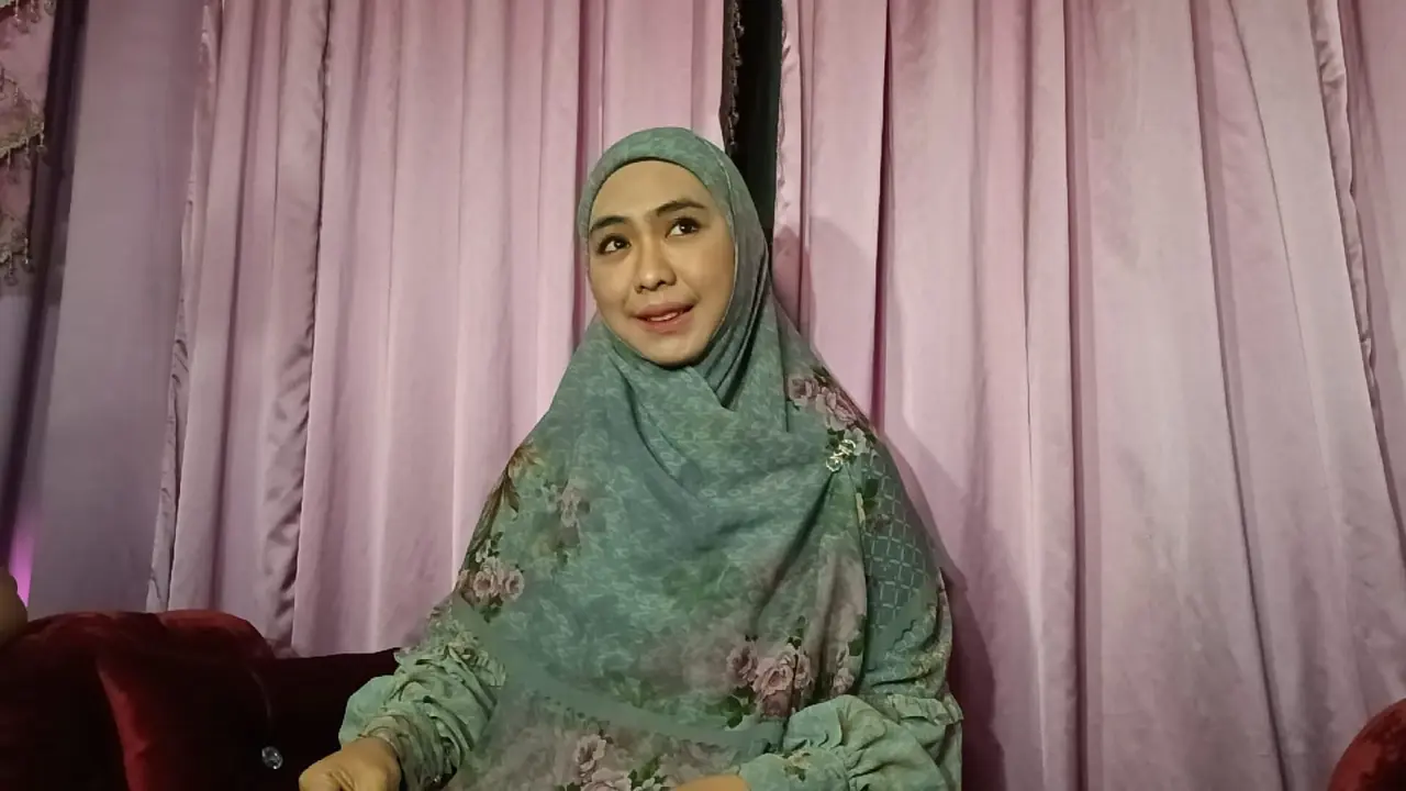 Oki Setiana Dewi
