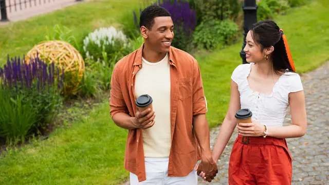 cinta romantis kencan