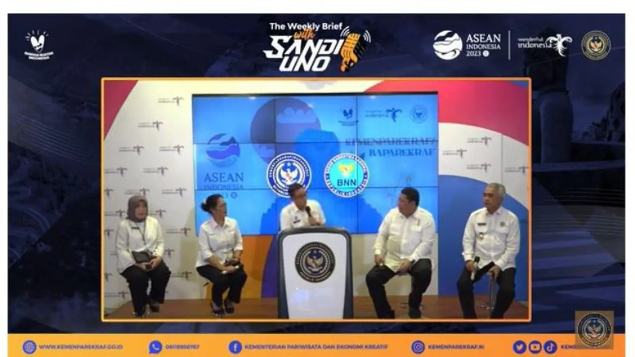 Menparekraf Sandiaga Uno dan Kepala Badan Narkotika Nasional atau BNN Republik Indonesia Komjen Pol.Petrus Reinhard Golose di The Weekly Brief with Sandi Uno, Senin, 29 Mei 2023.