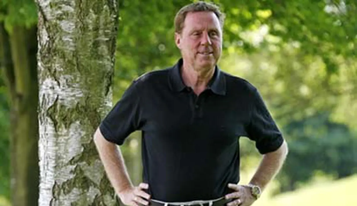 Portsmouth Manager Harry Redknapp is pictured during a press day at Portsmouth training ground in Eastleigh, Hampshire, southern England, on May 13, 2008. Portsmouth will play the FA Cup final against Cardiff on May 17, 2008. AFP PHOTO/Ian Kington