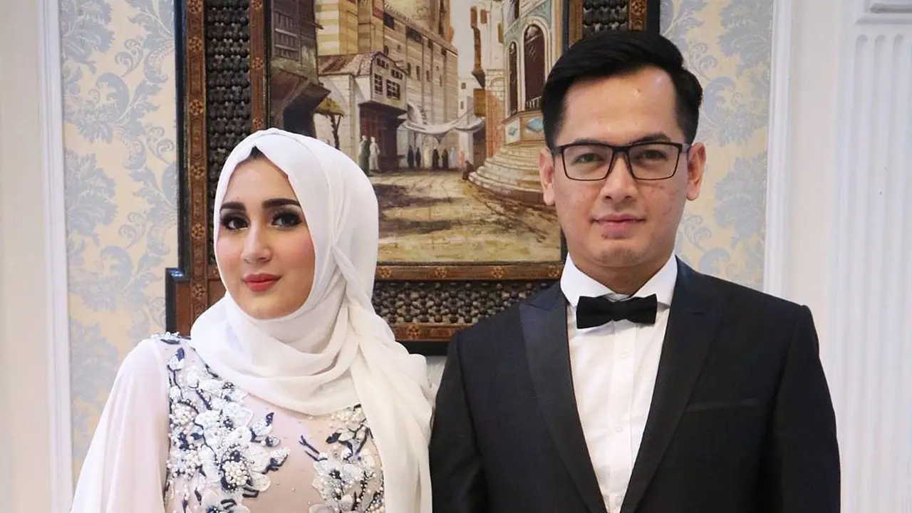Tommy Kurniawan dan Tania Nadira