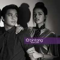 "Pada intinya kita harus ikhtiar saja. Berdoa saja yang terbaik atas hubungan ini. Kita sebagai manusia jalanin saja aturan Allah," ujar Bang Billy saat pemotretan eksklusif bersama Bintang.com belum lama ini. (Deki Prayoga/Bintang.com)