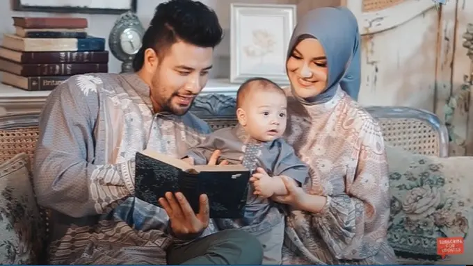 7 Pemotretan Ammar Zoni dan Irish Bella Bersama Buah Hati